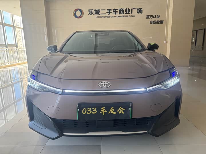 Фото 2 - Toyota bZ3