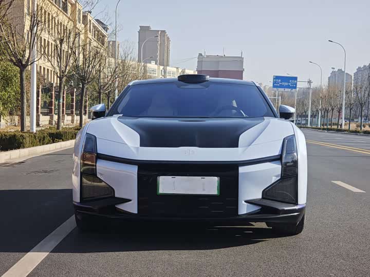 Фото 2 - HiPhi Z