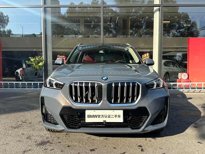 Фото 2 - BMW X1