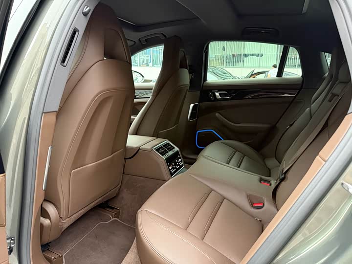 Фото 6 - Porsche Panamera