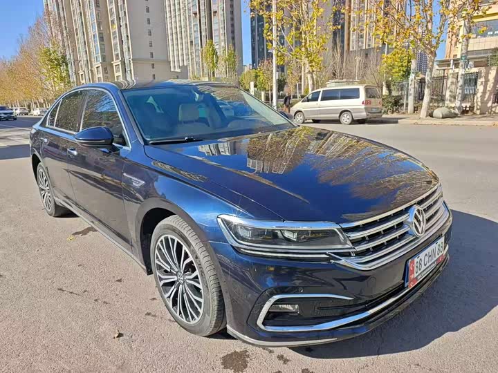 Фото 2 - Volkswagen Phideon
