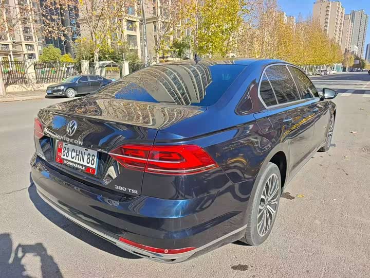 Фото 9 - Volkswagen Phideon