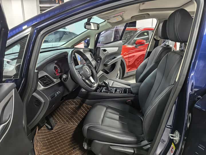 Фото 5 - BYD Song Max