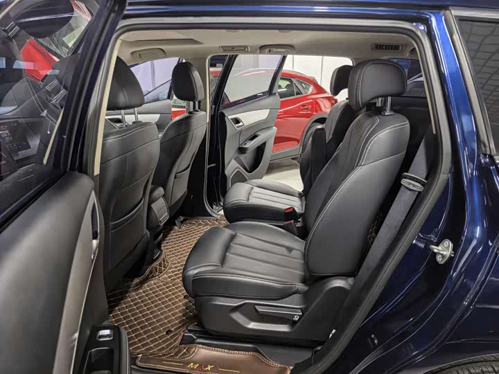 Фото 6 - BYD Song Max