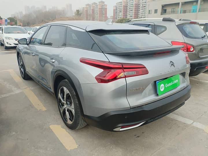 Фото 5 - Citroen C5 X