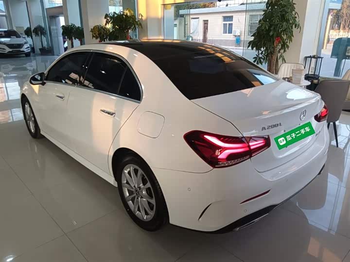 Фото 5 - Mercedes-Benz A-Class