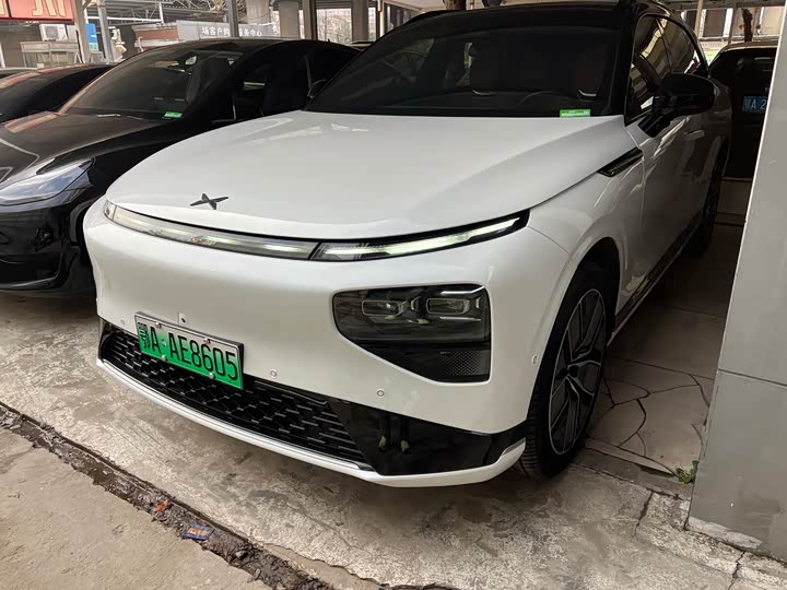 Фото 1 - XPeng G9