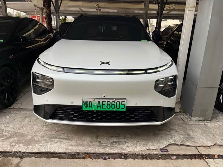 Фото 2 - XPeng G9