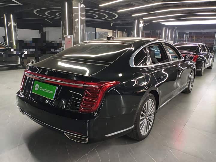 Фото 7 - Hongqi H9