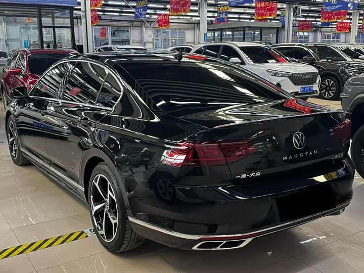 Фото 4 - Volkswagen Magotan