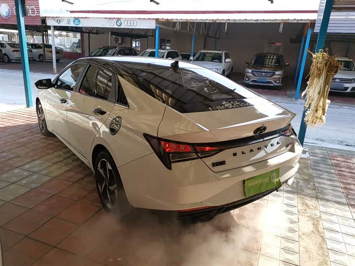 Фото 5 - Hyundai Elantra N line