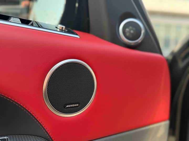 Фото 4 - Land Rover Range Rover Sport