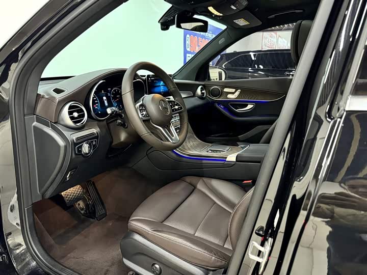 Фото 9 - Mercedes-Benz GLC-Class