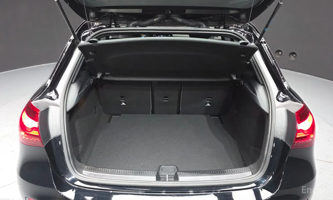 Фото 20 - Mercedes-Benz A-Class