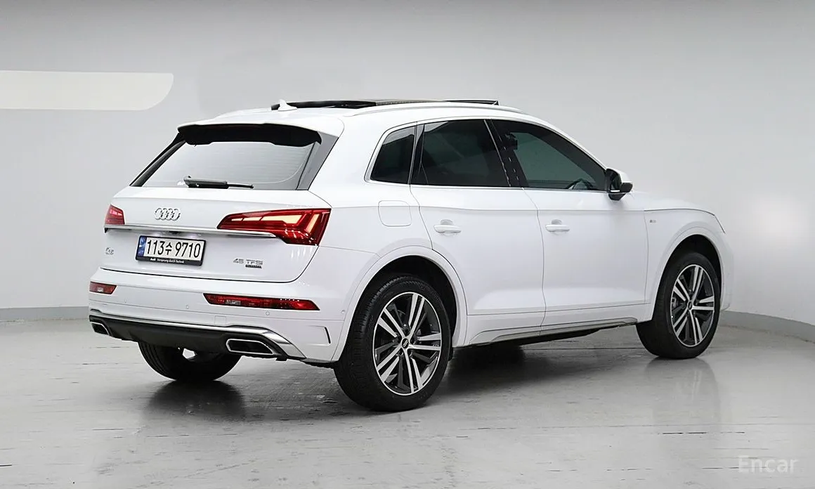Фото 3 - Audi Q5