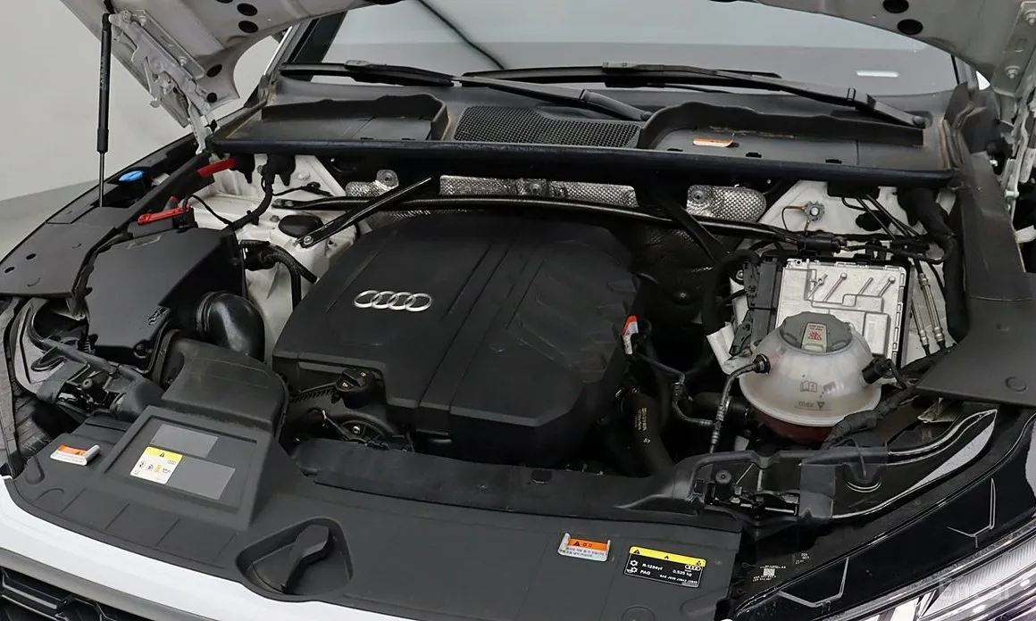 Фото 6 - Audi Q5