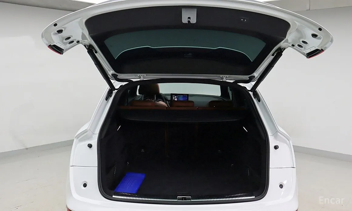 Фото 7 - Audi Q5