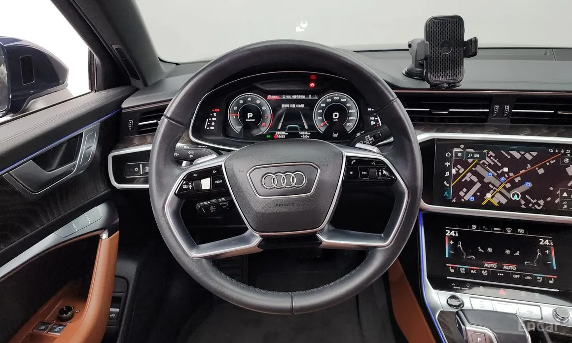 Фото 13 - Audi A6