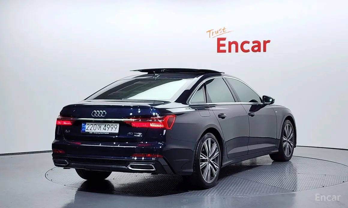 Фото 2 - Audi A6