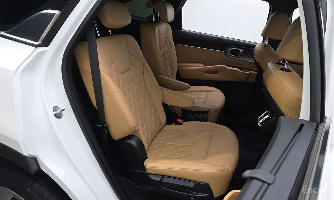 Фото 12 - Kia Sorento