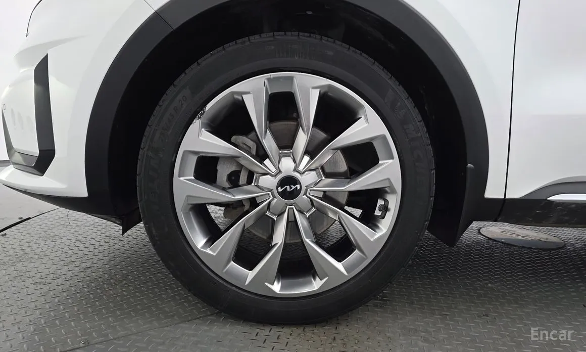 Фото 5 - Kia Sorento