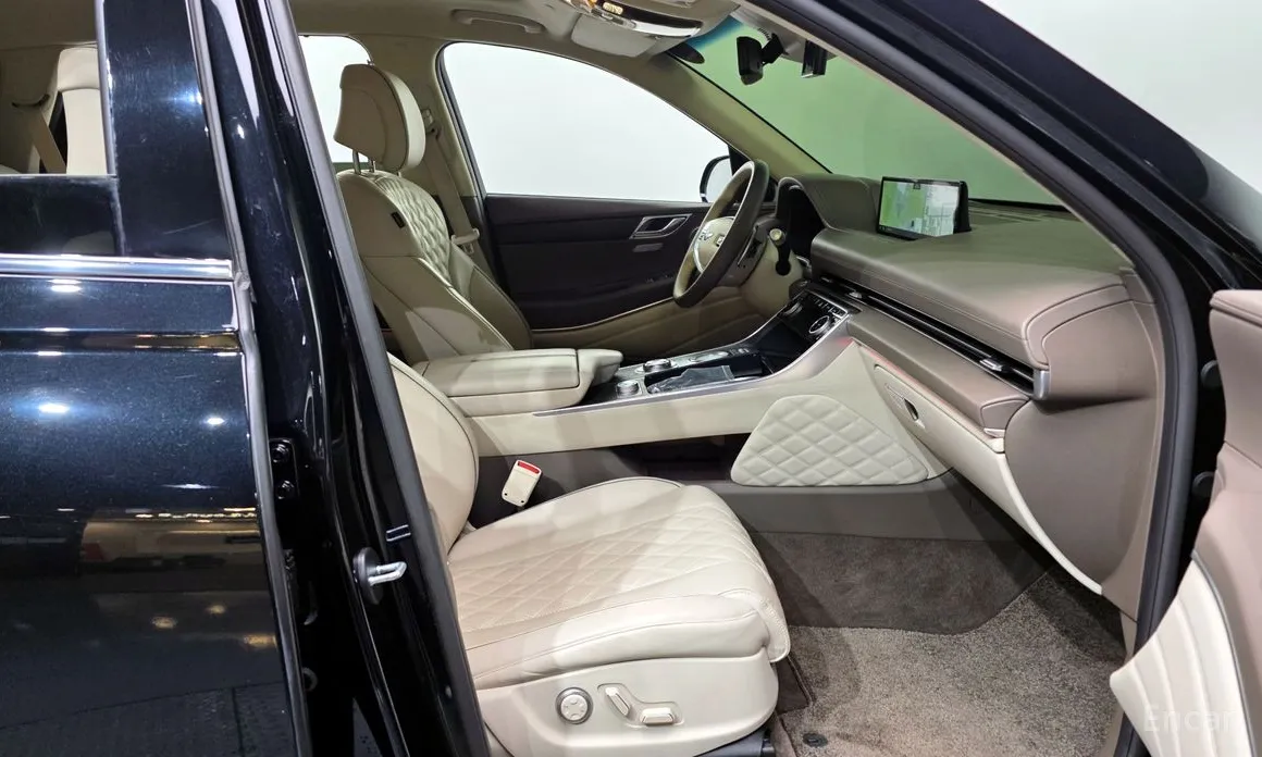 Фото 11 - Genesis GV80