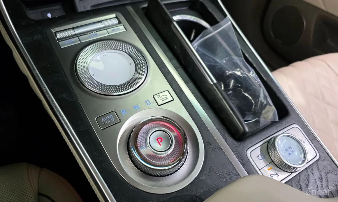 Фото 9 - Genesis GV80