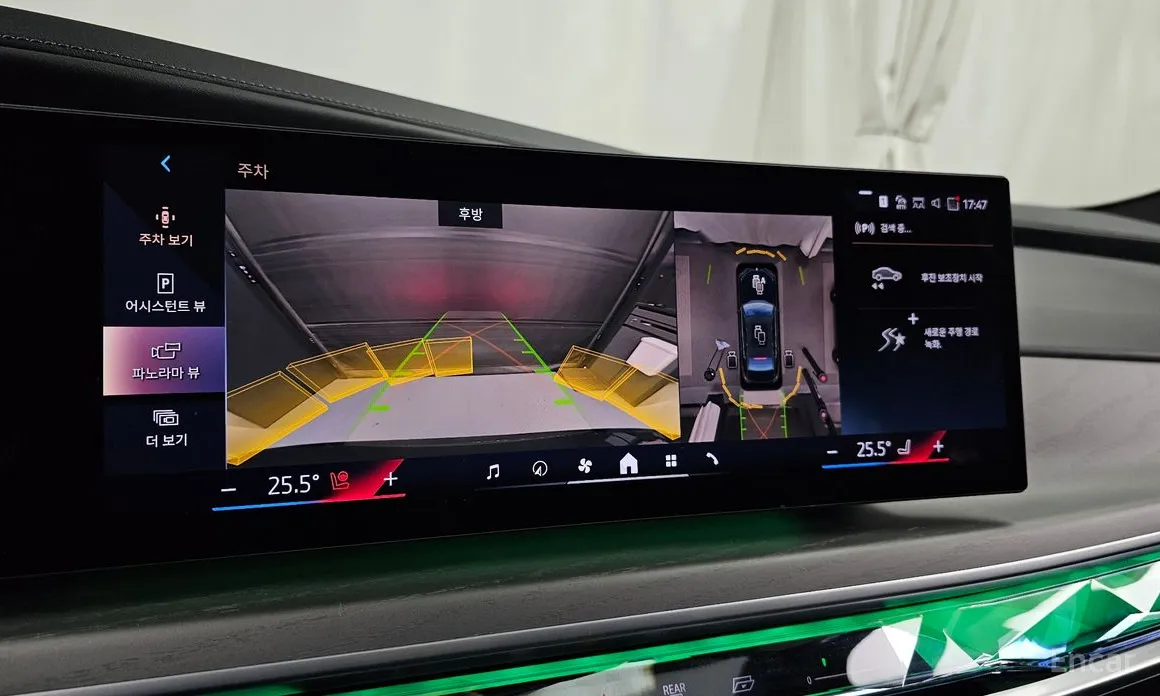 Фото 15 - BMW 7 Series