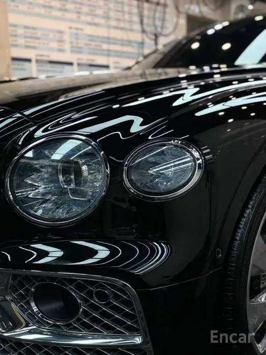 Фото 7 - Bentley Flying Spur
