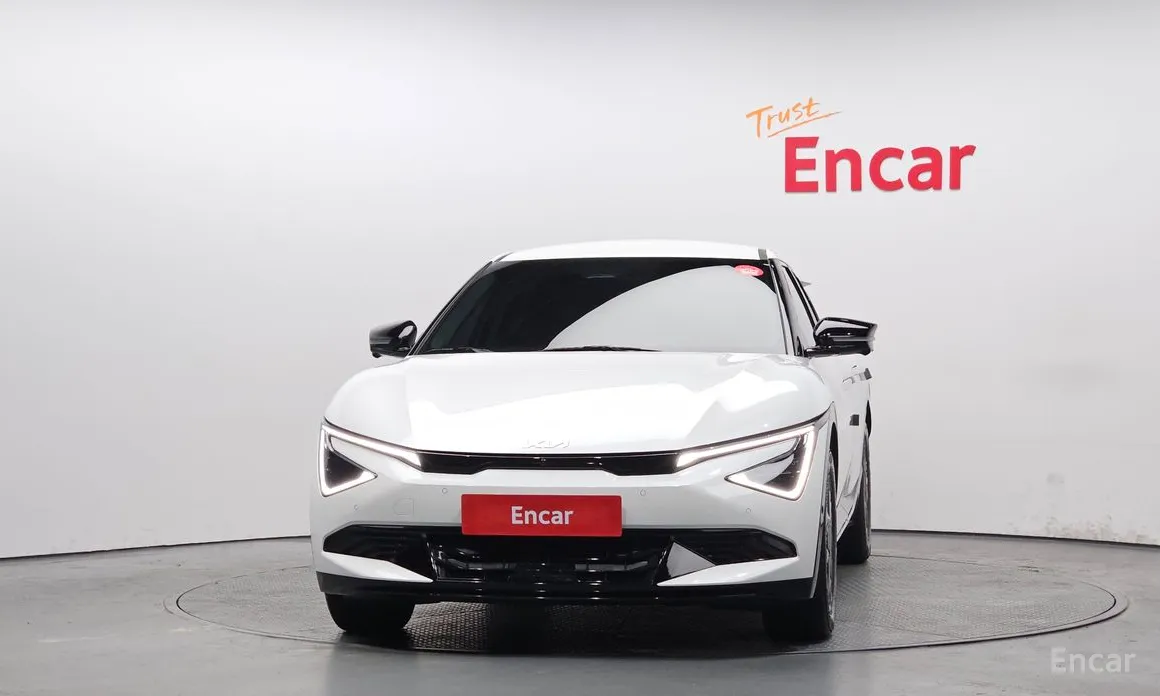 Фото 3 - Kia EV6