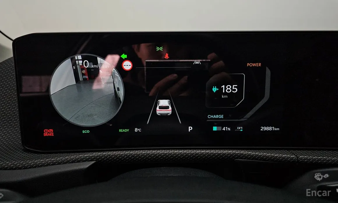 Фото 8 - Kia EV6