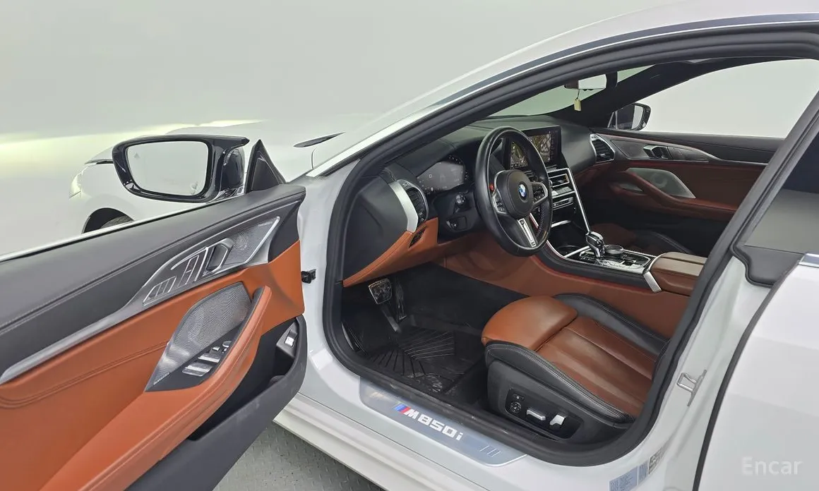 Фото 10 - BMW 8 Series