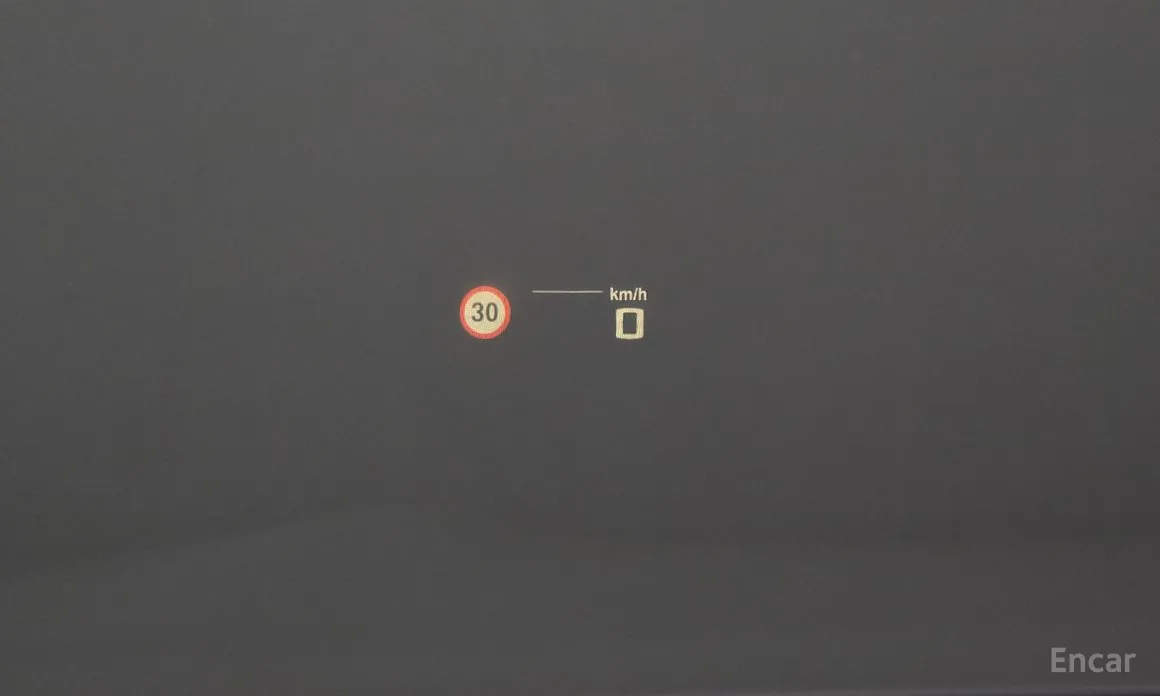 Фото 17 - BMW 8 Series