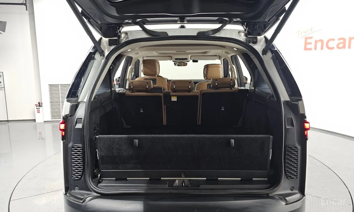 Фото 20 - Land Rover Discovery