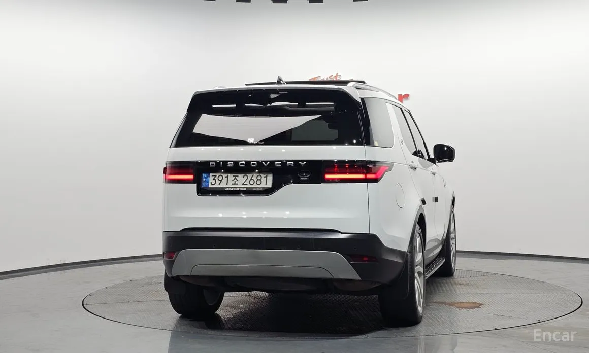 Фото 4 - Land Rover Discovery