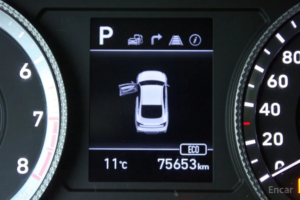 Фото 8 - Hyundai Sonata