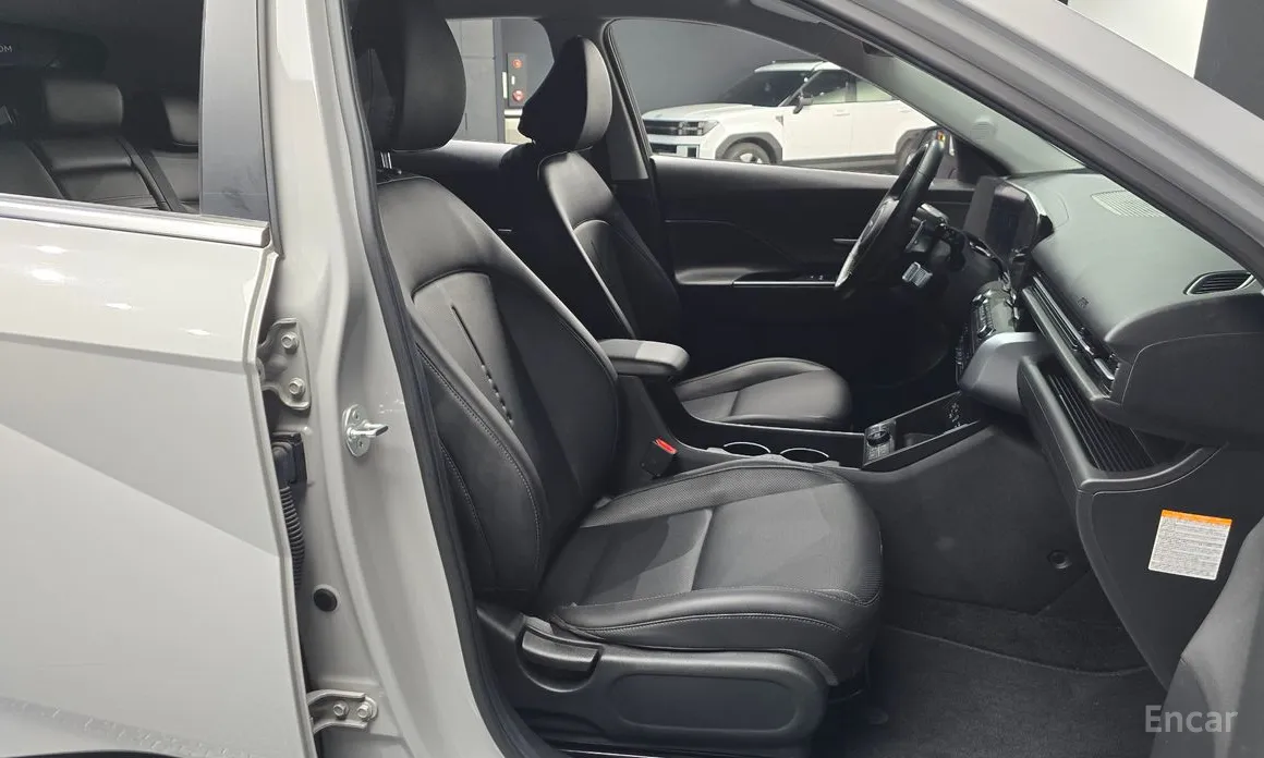 Фото 10 - Hyundai Kona