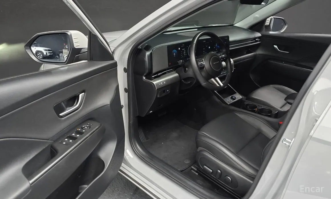 Фото 11 - Hyundai Kona