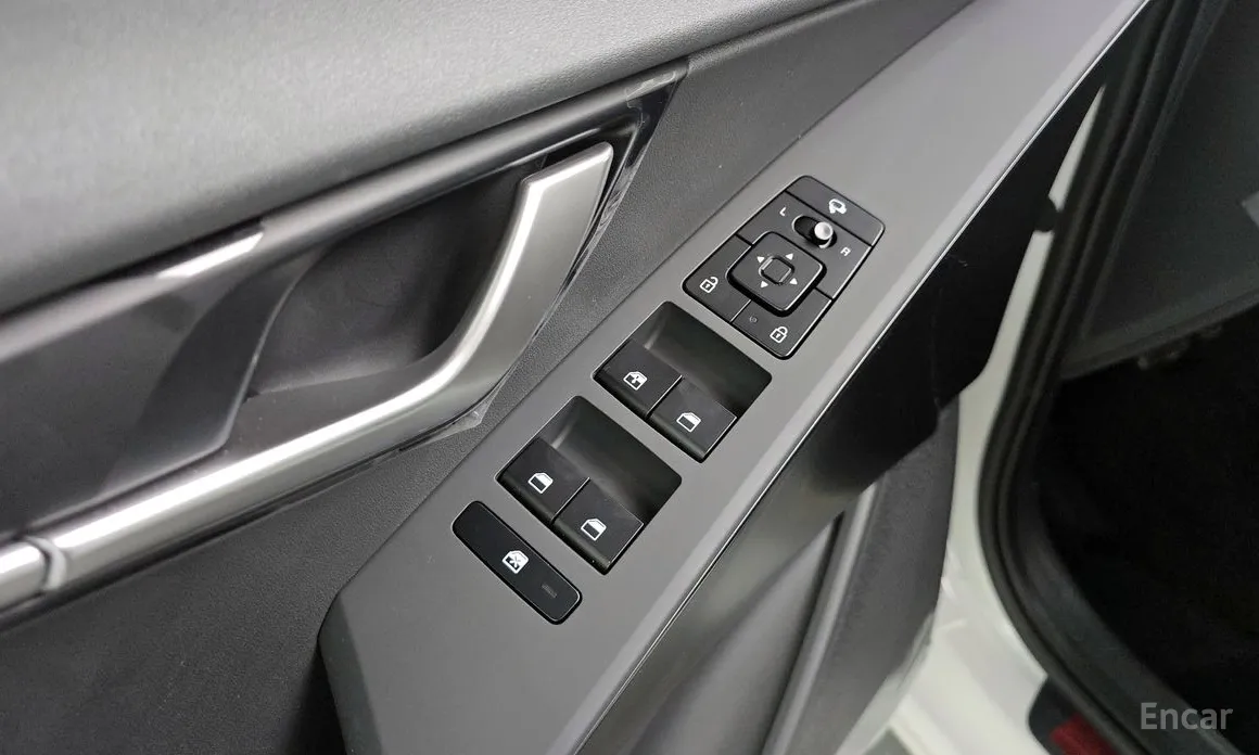 Фото 17 - Kia Niro