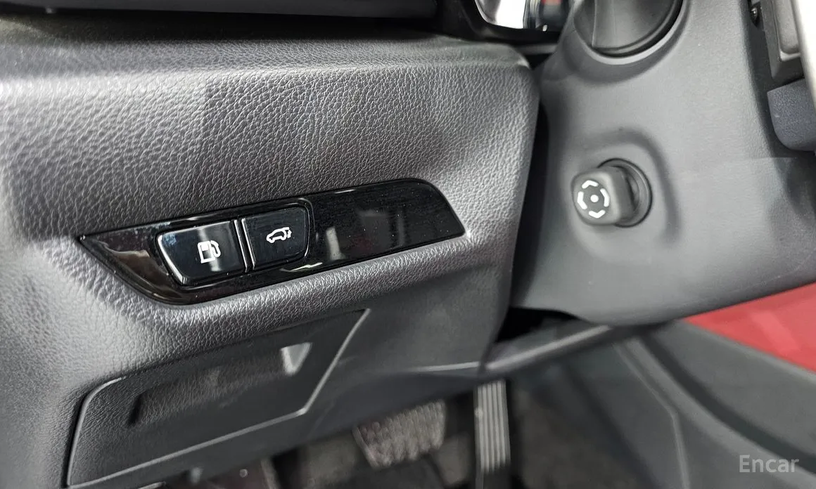 Фото 13 - Lexus NX