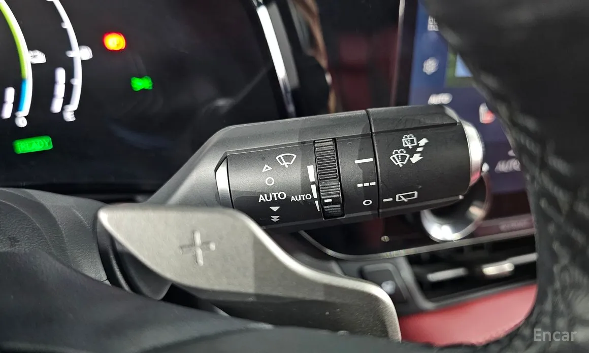 Фото 17 - Lexus NX