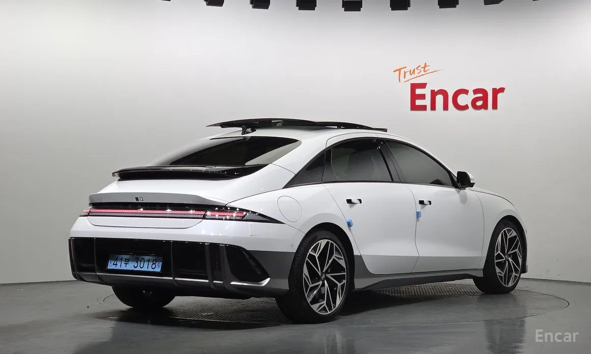 Фото 2 - Hyundai Ioniq 6