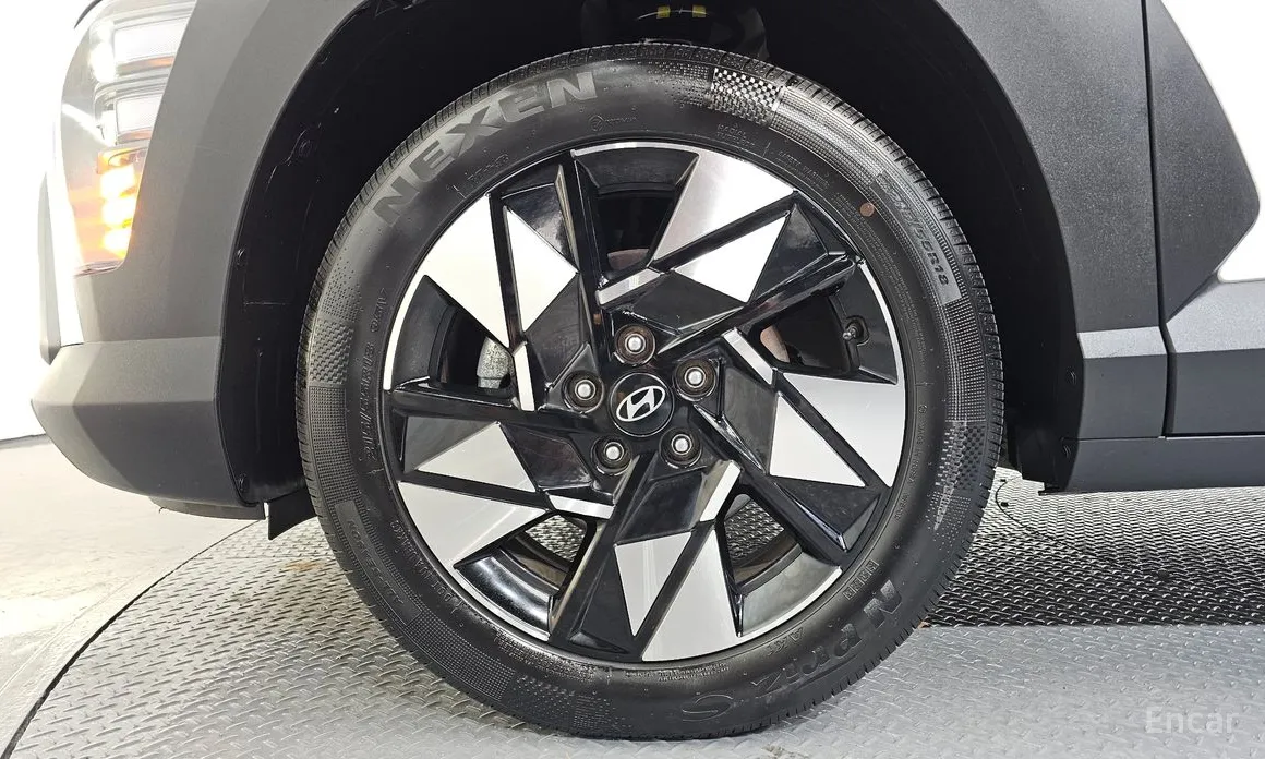 Фото 5 - Hyundai Kona