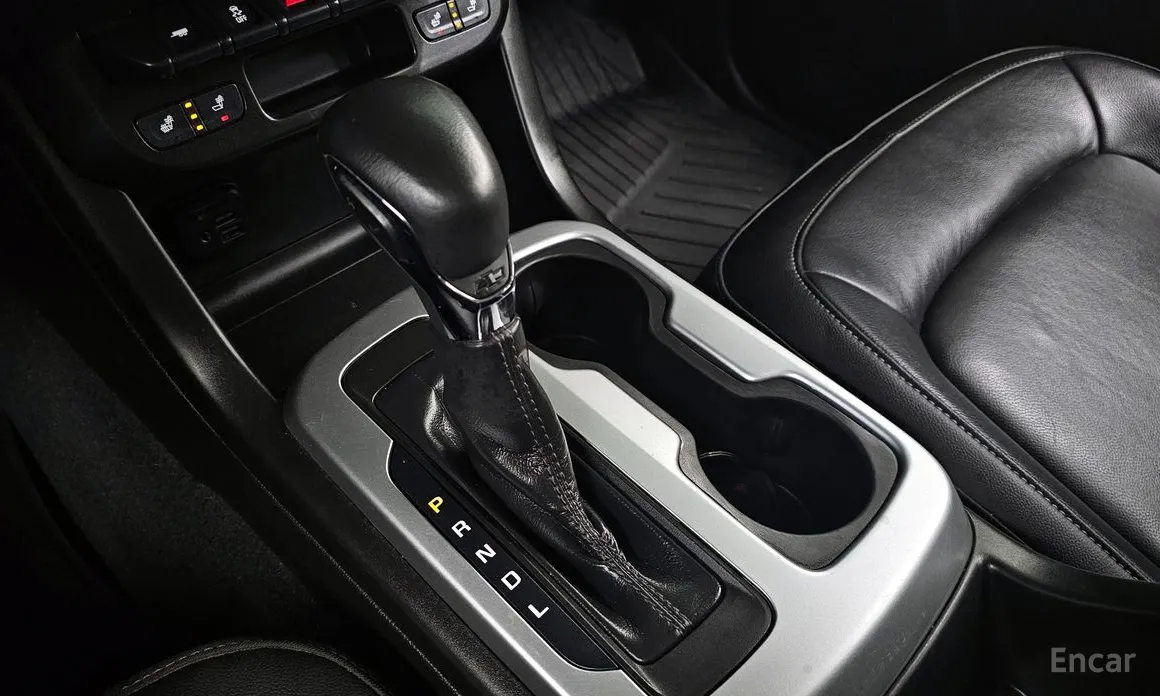 Photo 9 - Chevrolet Colorado