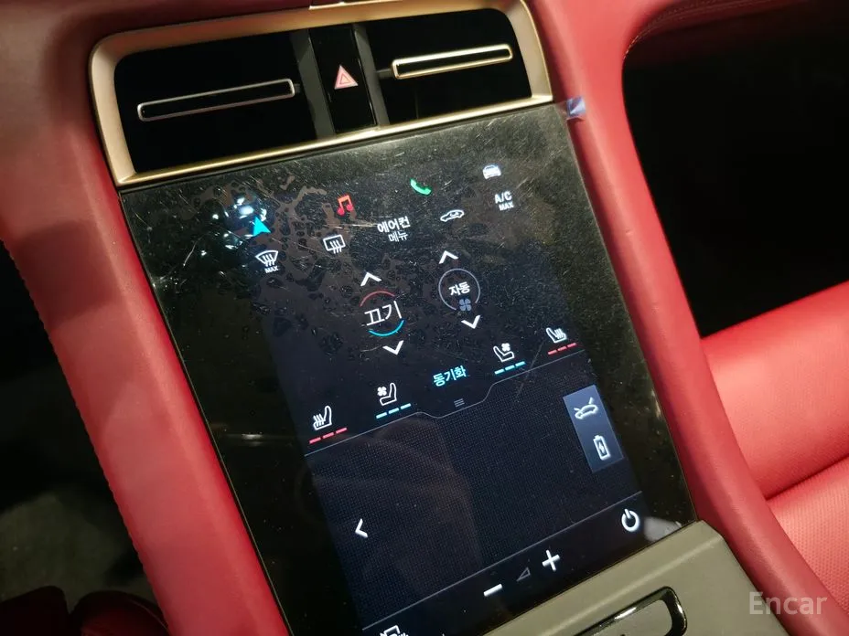 Фото 16 - Porsche Taycan