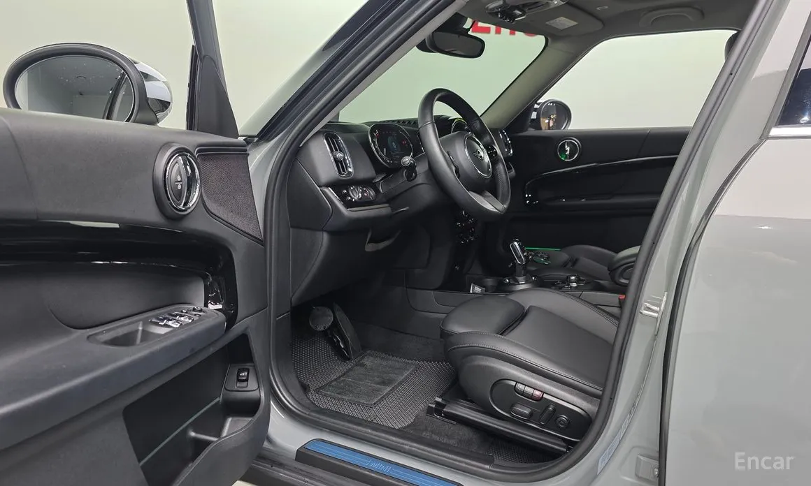 Фото 13 - Mini Countryman