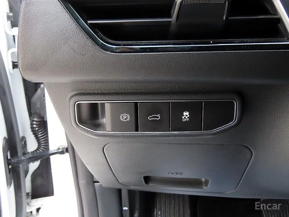 Фото 12 - Kia K8