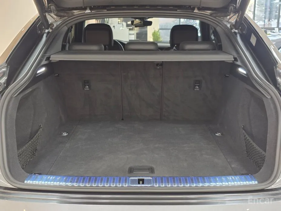 Фото 20 - Audi e-tron