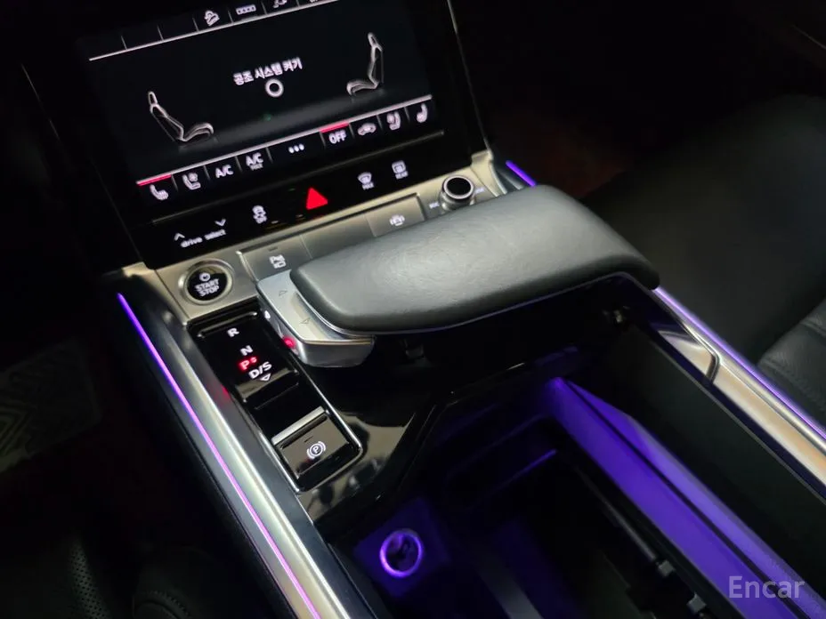 Фото 9 - Audi e-tron