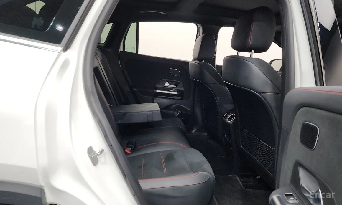 Фото 12 - Mercedes-Benz EQA